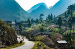 Tour Hà Giang - Thác Bản Giốc - Ba Bể 5 ngày 4 đêm đã bao gồm vé Máy bay